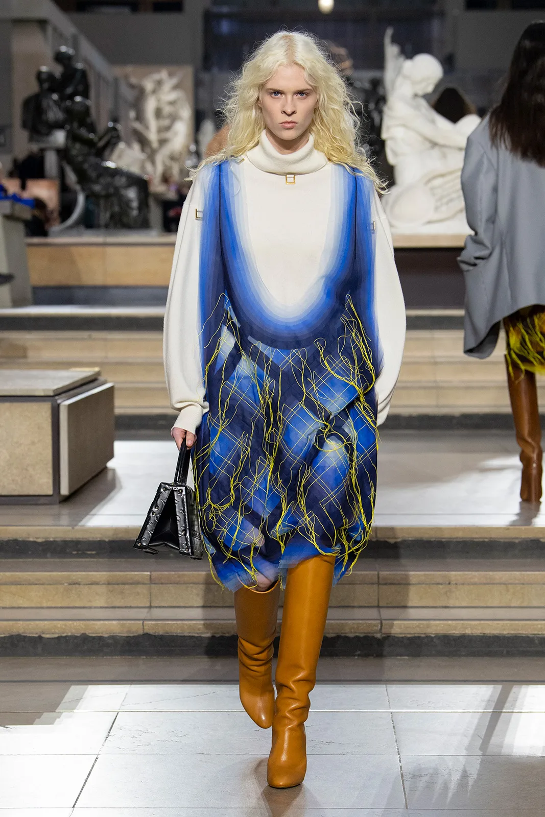 Louis Vuitton F W22 Look 32