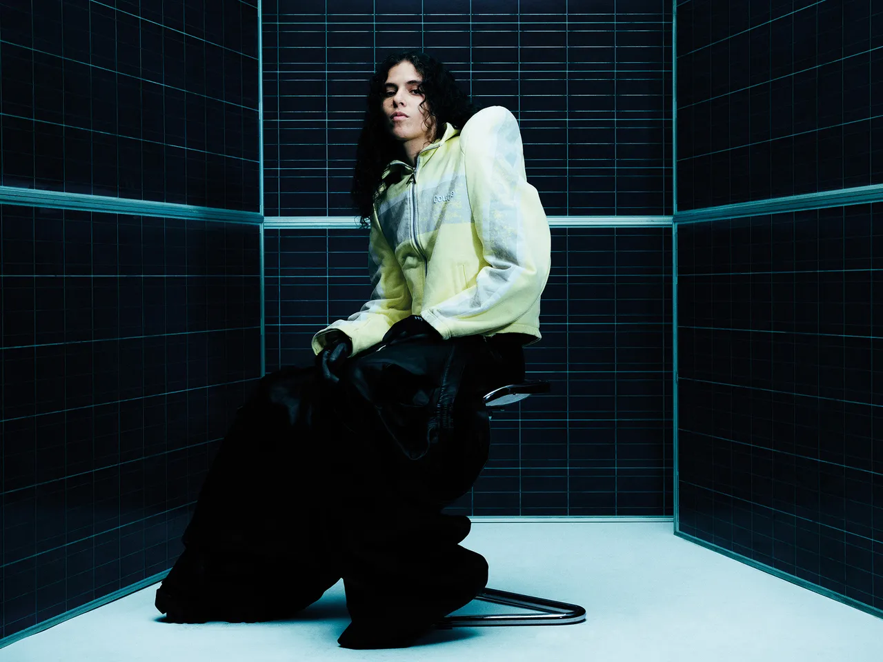 070SHAKE-METAL-PRINT-4