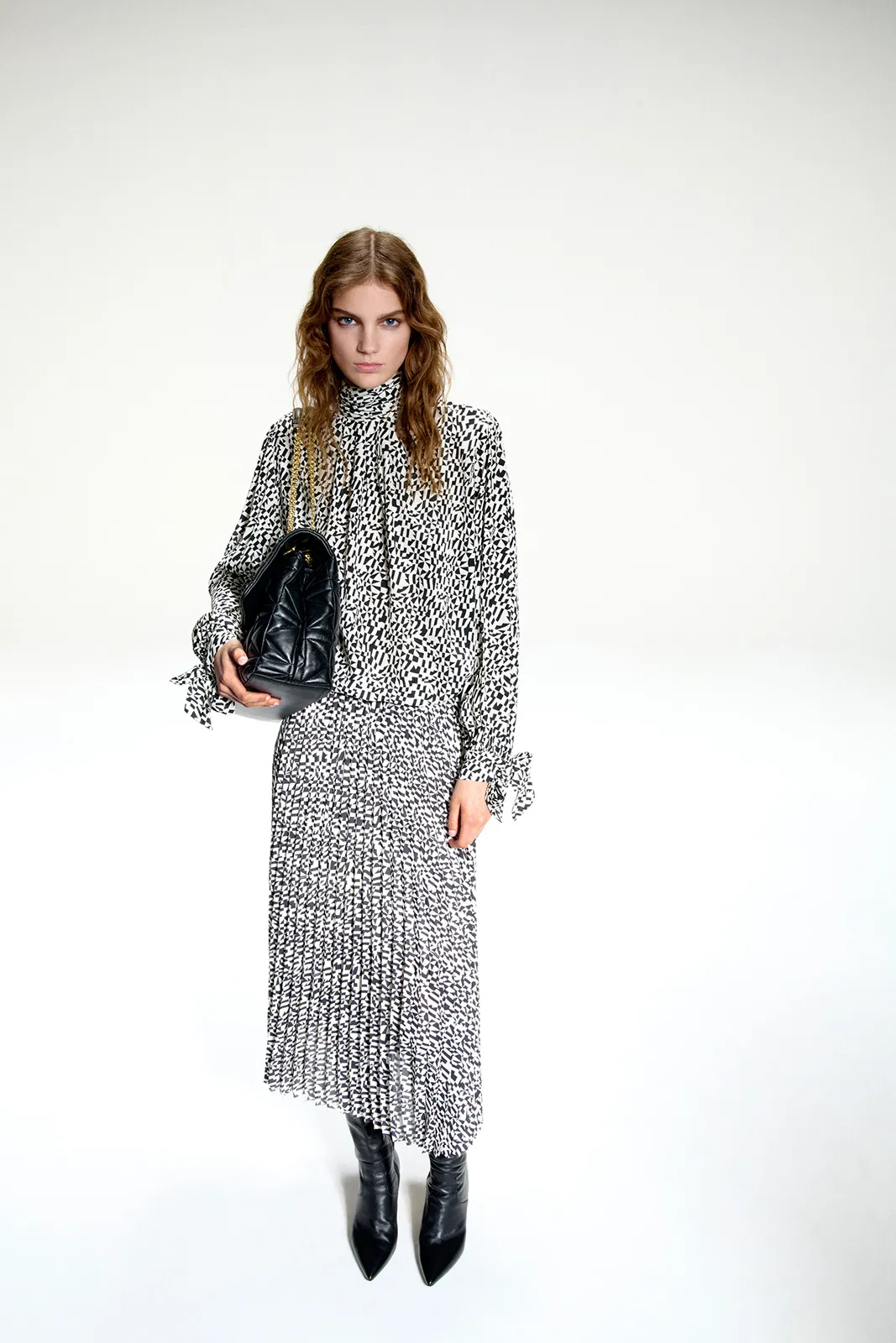 Karl_Lagerfeld_Resort_2025_-11