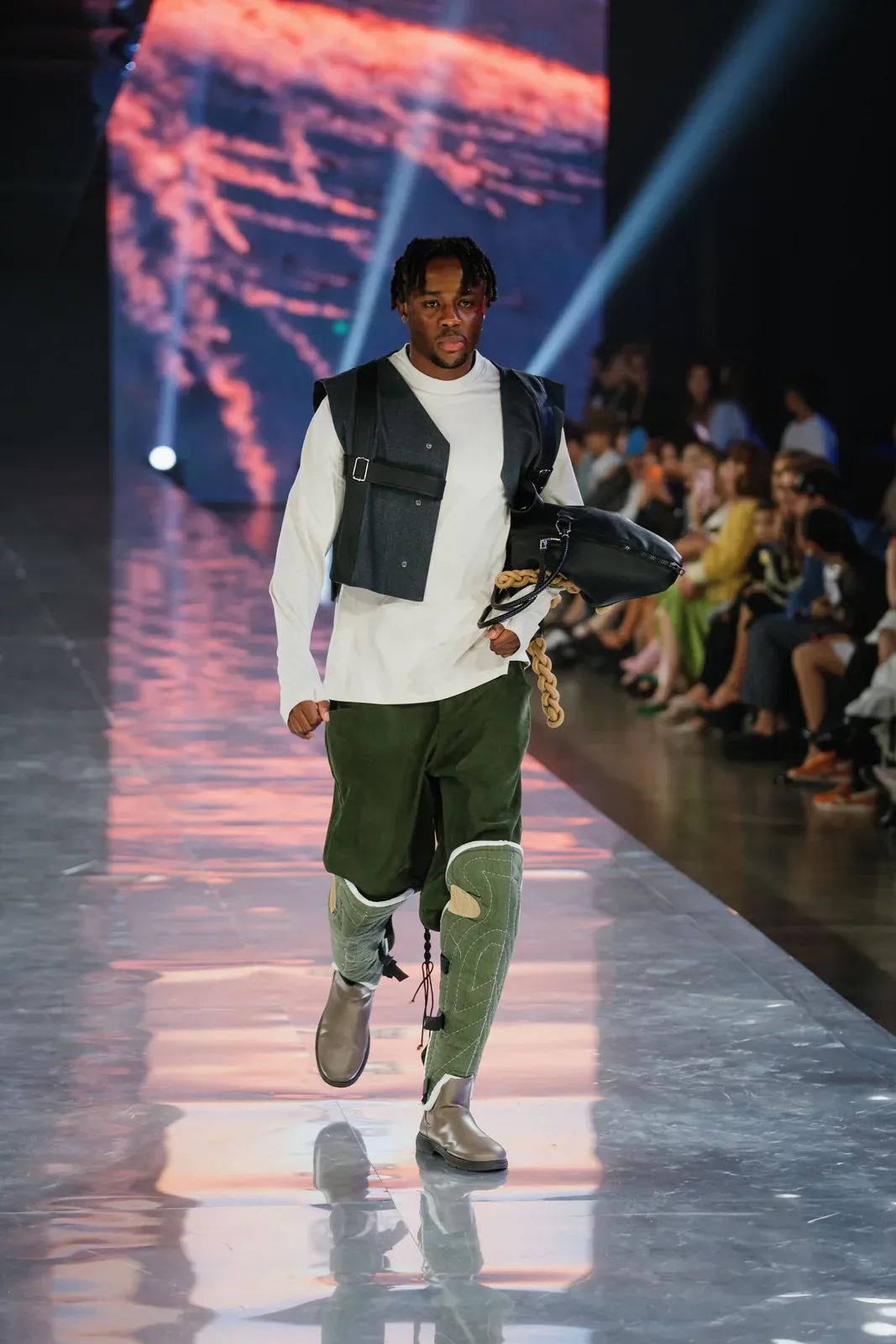 metal-visa-fashion-week-almaty-pre-fall-2026-gazhaiyip-06