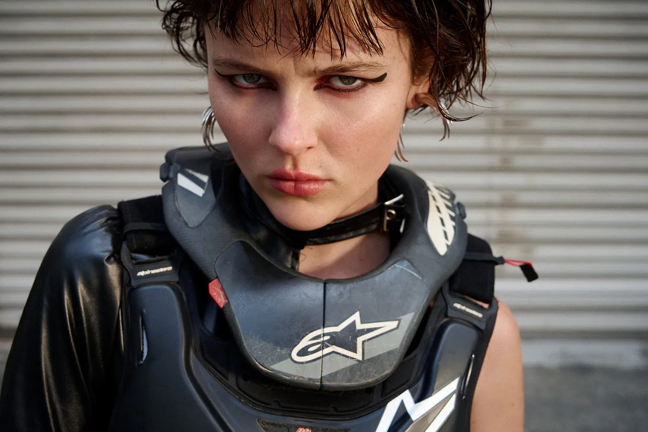 Heinrich Benjamin Metalmagazine 11