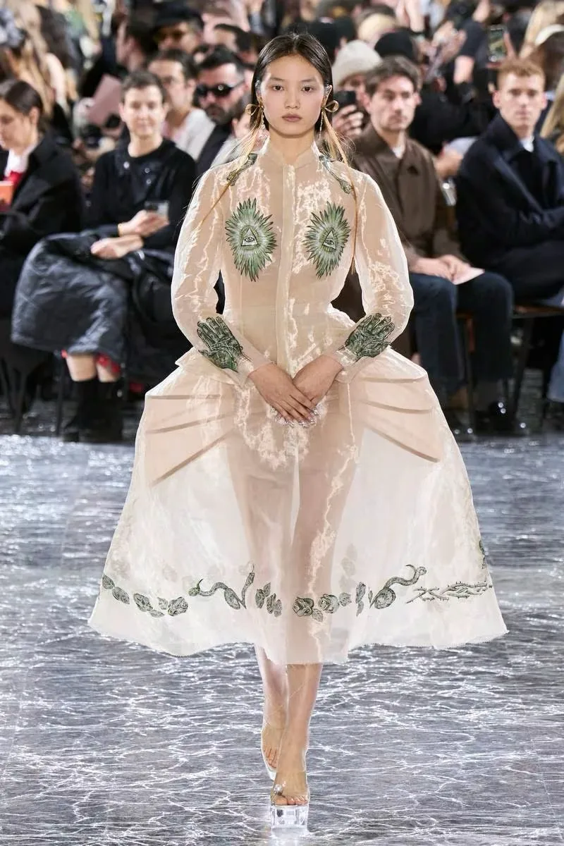 JeanPaulGaultier-HauteCouture_ss24_7.jpg