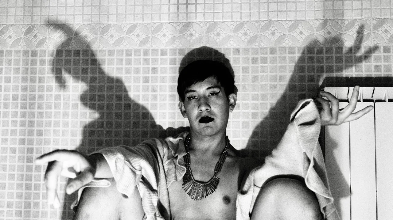 Anna Fux Metalmagazine 8