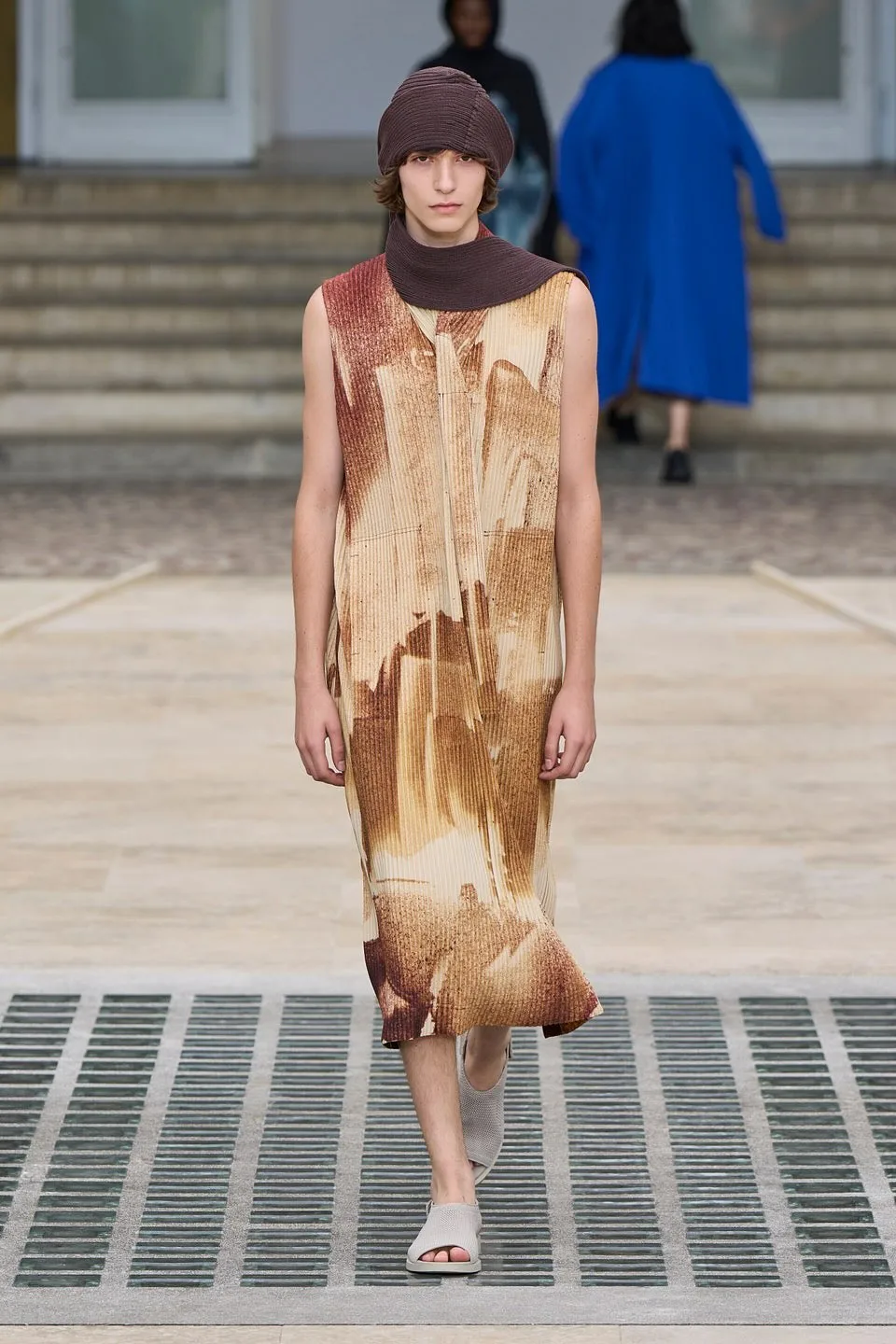 Issey-Miyake_5.jpg