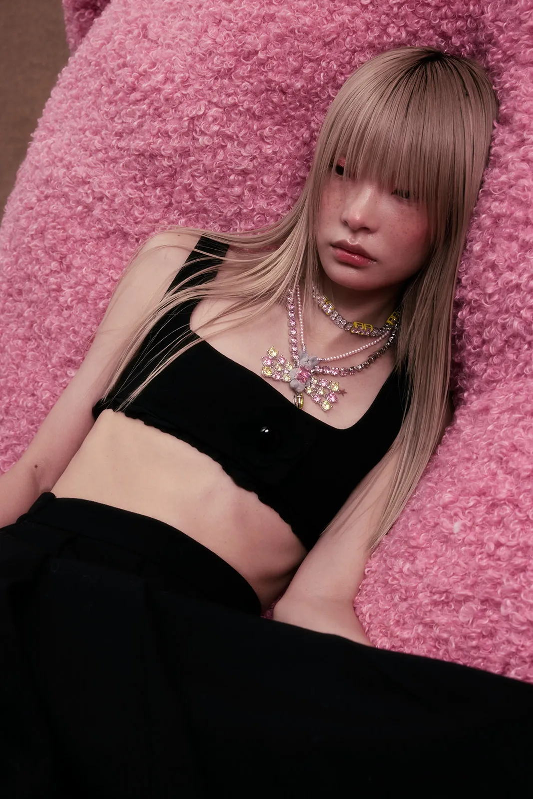 Yvmin Metalmagazine 6