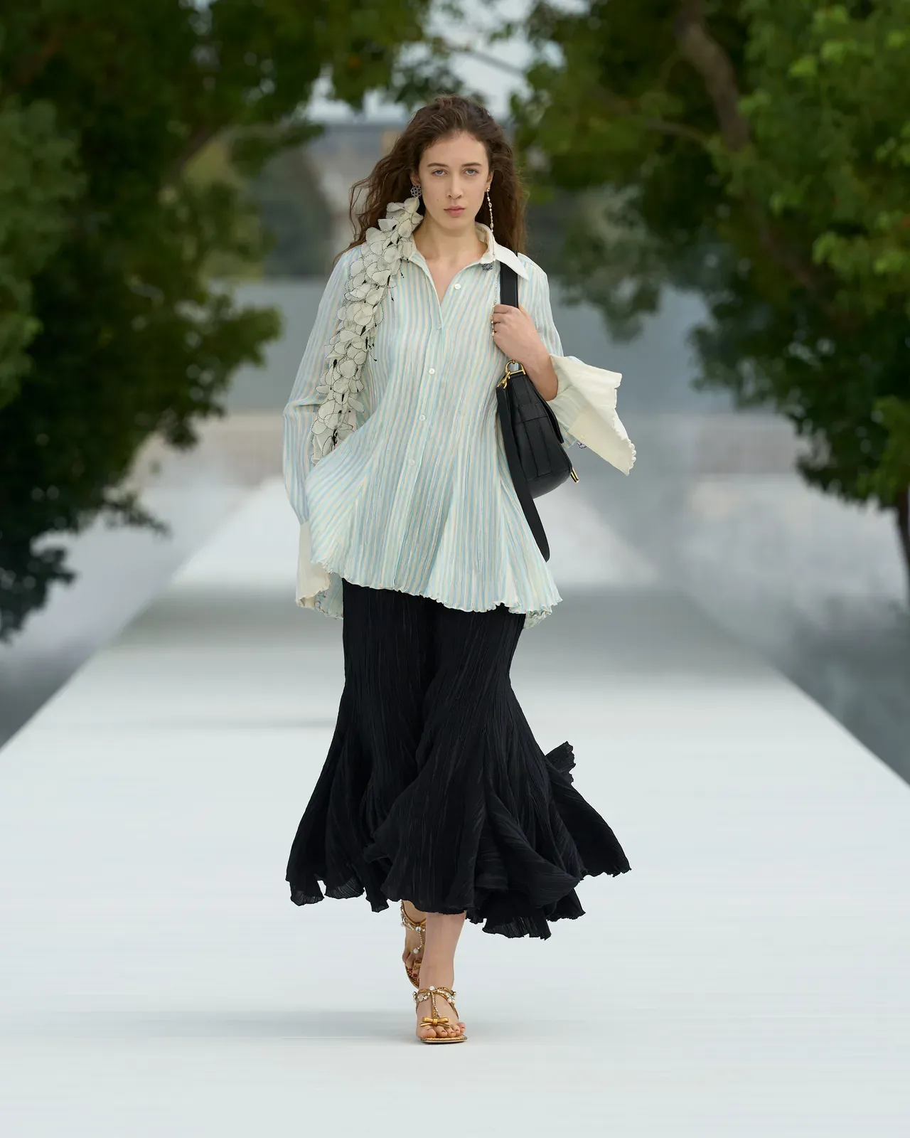 metal-dior-ss27-18.webp
