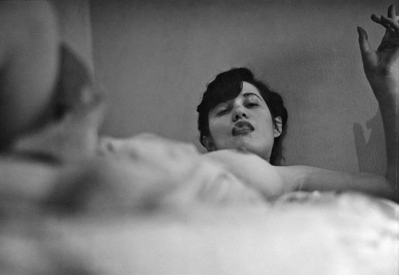 Saul Leiter Fay Smoking 1946.jpg