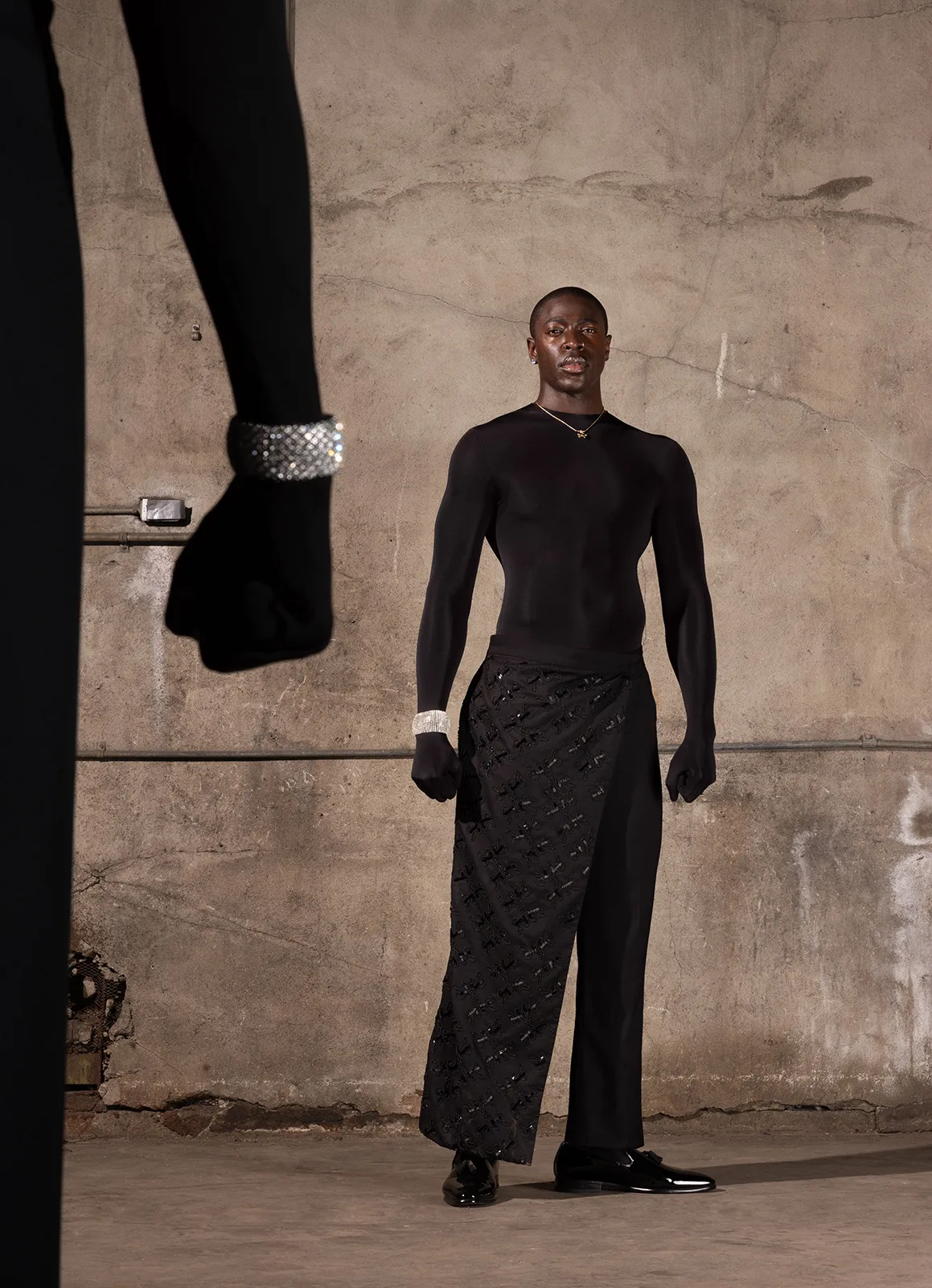 Moses-Sumney-metal-50-10