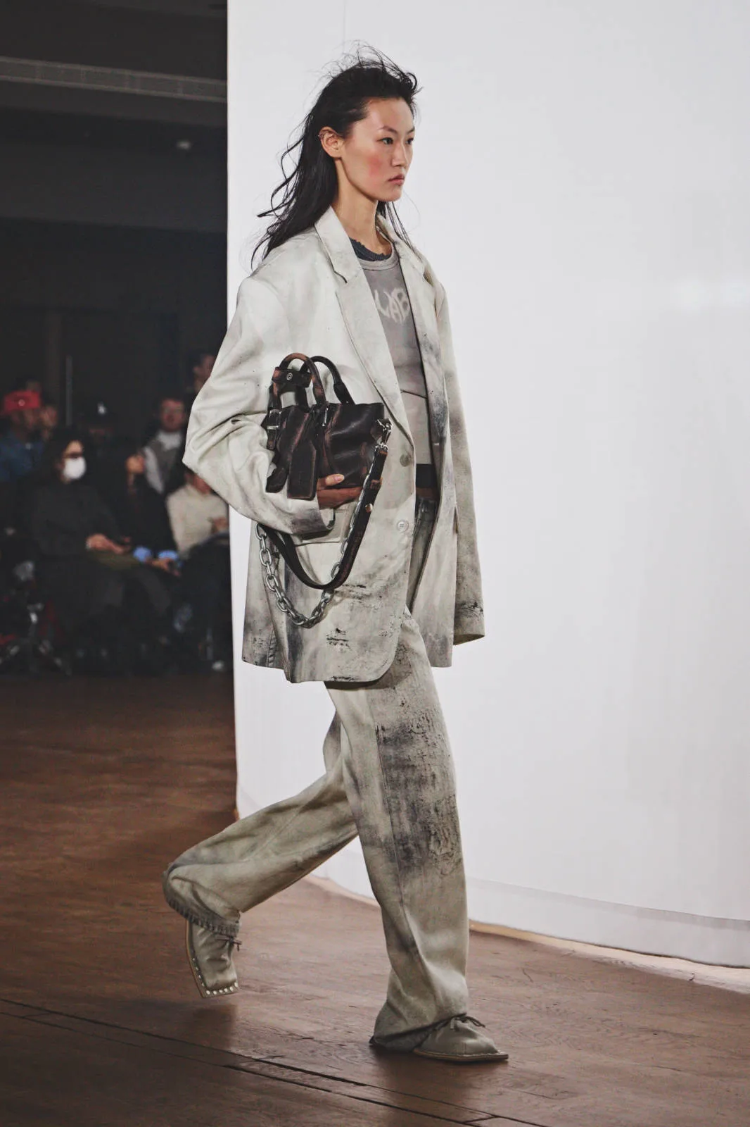 Camperlab_fw26_runway_press_look_08