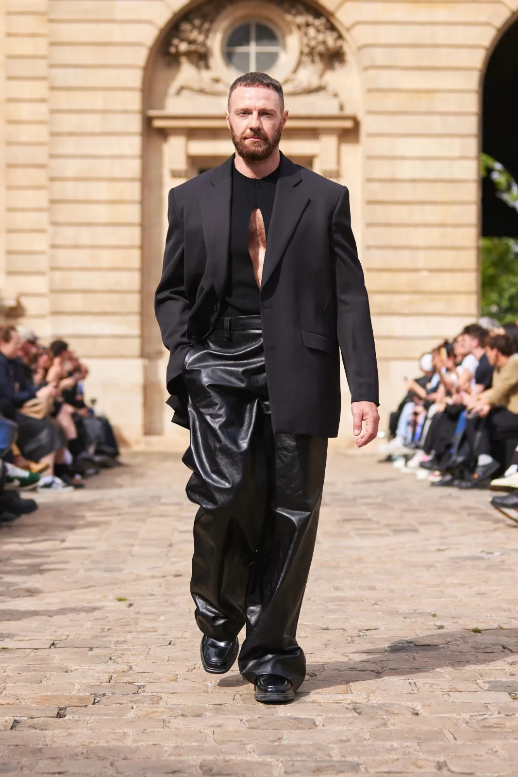 LGN_ss25_runway_press_look05.jpg