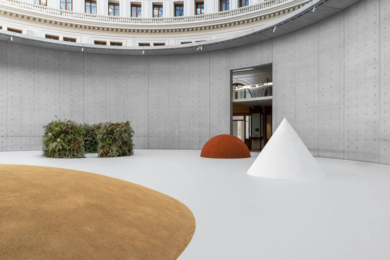 Minimal_exhibition_4