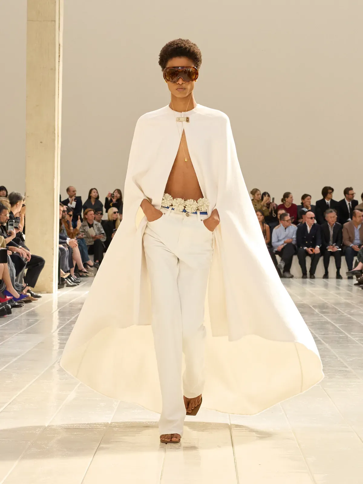 metal-balenciaga-ss27-09