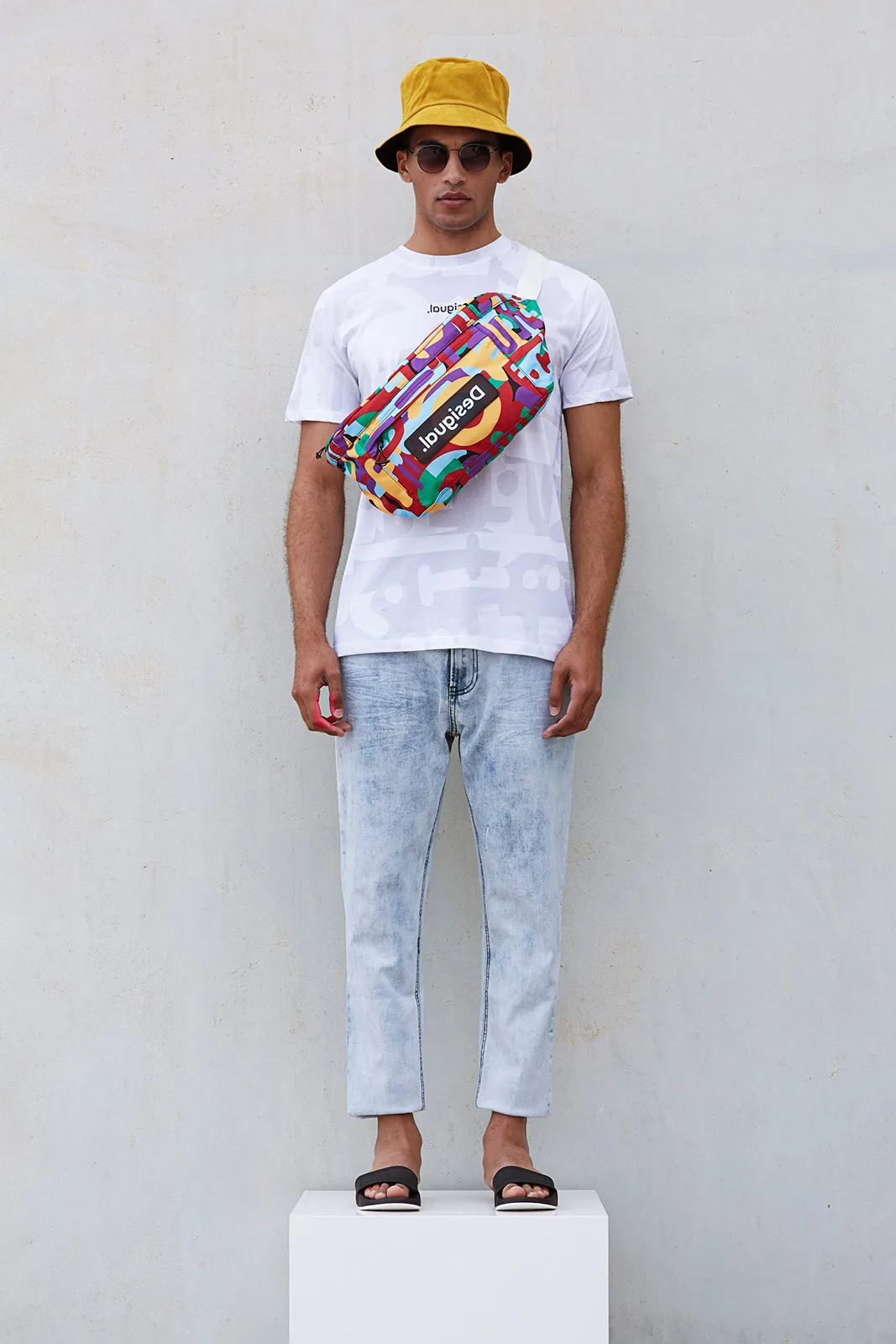 Desigual in Beta Metalmagazine 16
