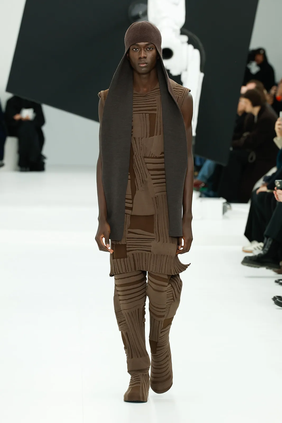 IM-MEN_AW25_LOOK-15