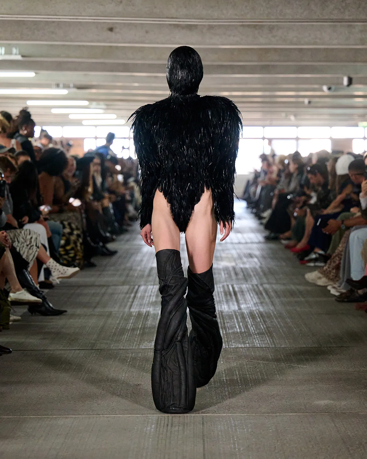 SS26-Copenhagen-Fashion-Week-Han-Kjobenhavn-Runway--James-Cochrane-5