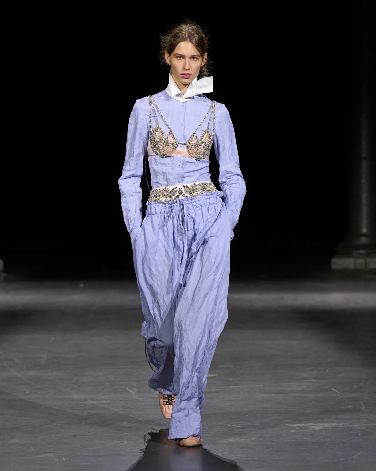metal-london-fashion-week-ss27-erdem-09