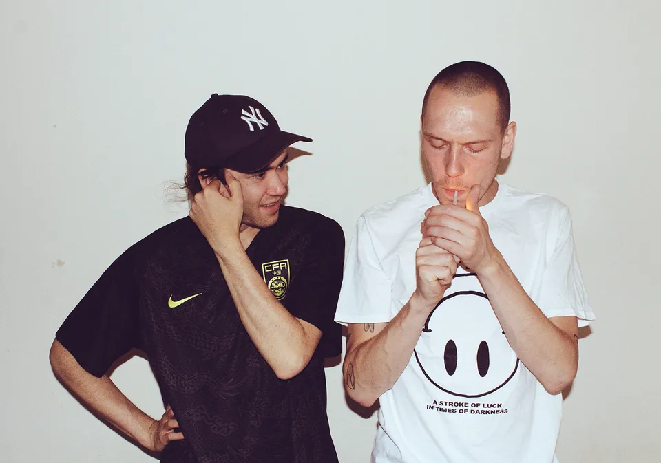Giant Swan