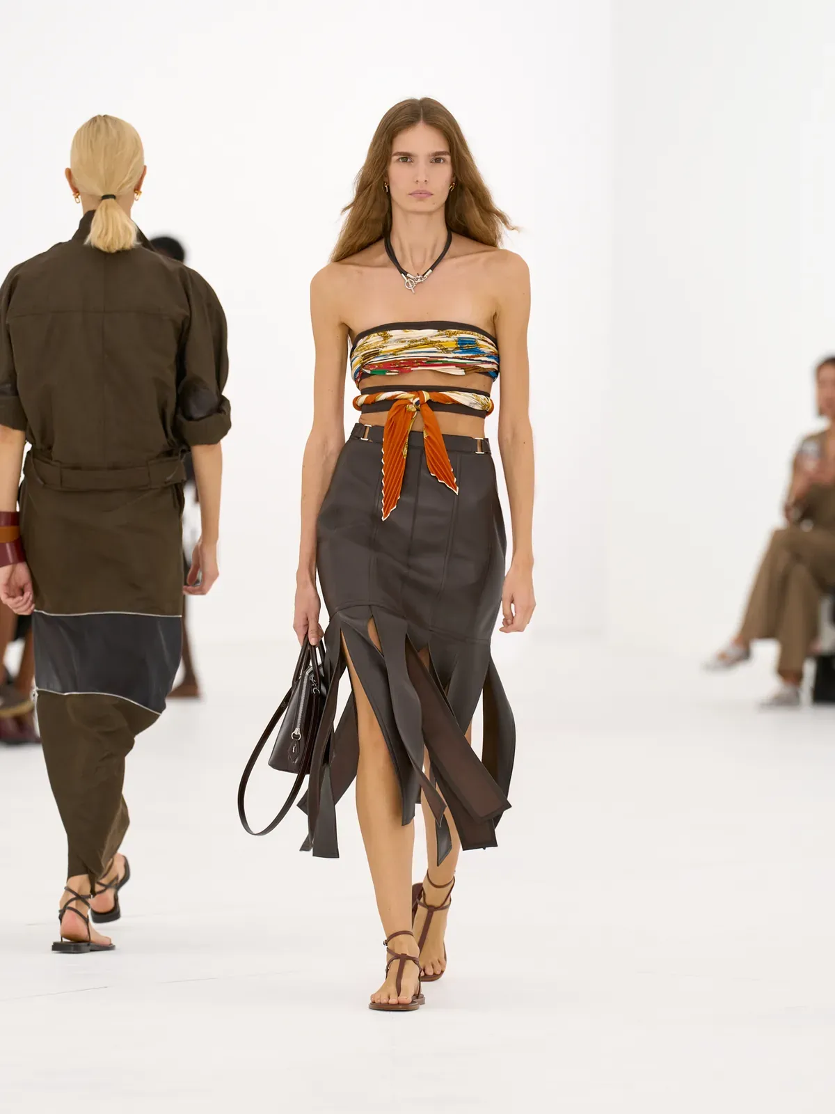 metal-hermes-ss27-39