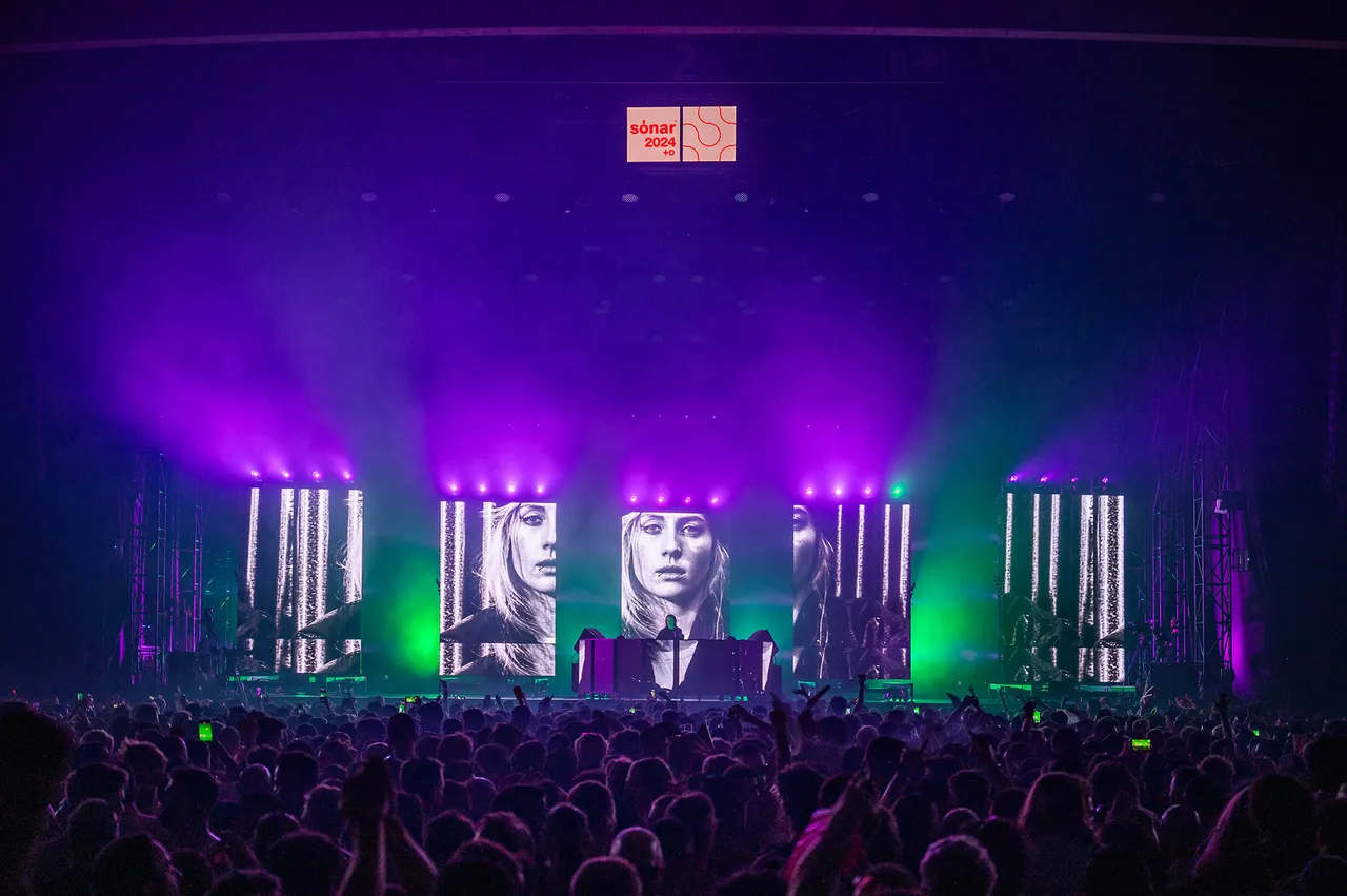 SonarClub_CharlotteDeWitte_MartiniAriel_20240615