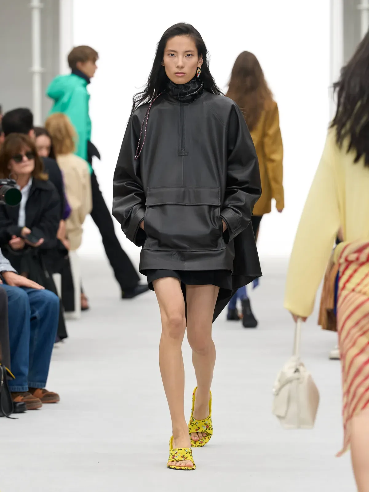metal-loewe-ss27-33