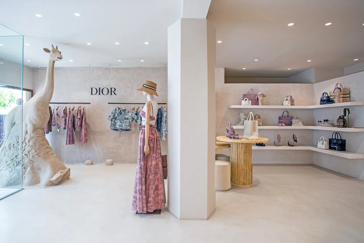 Dior