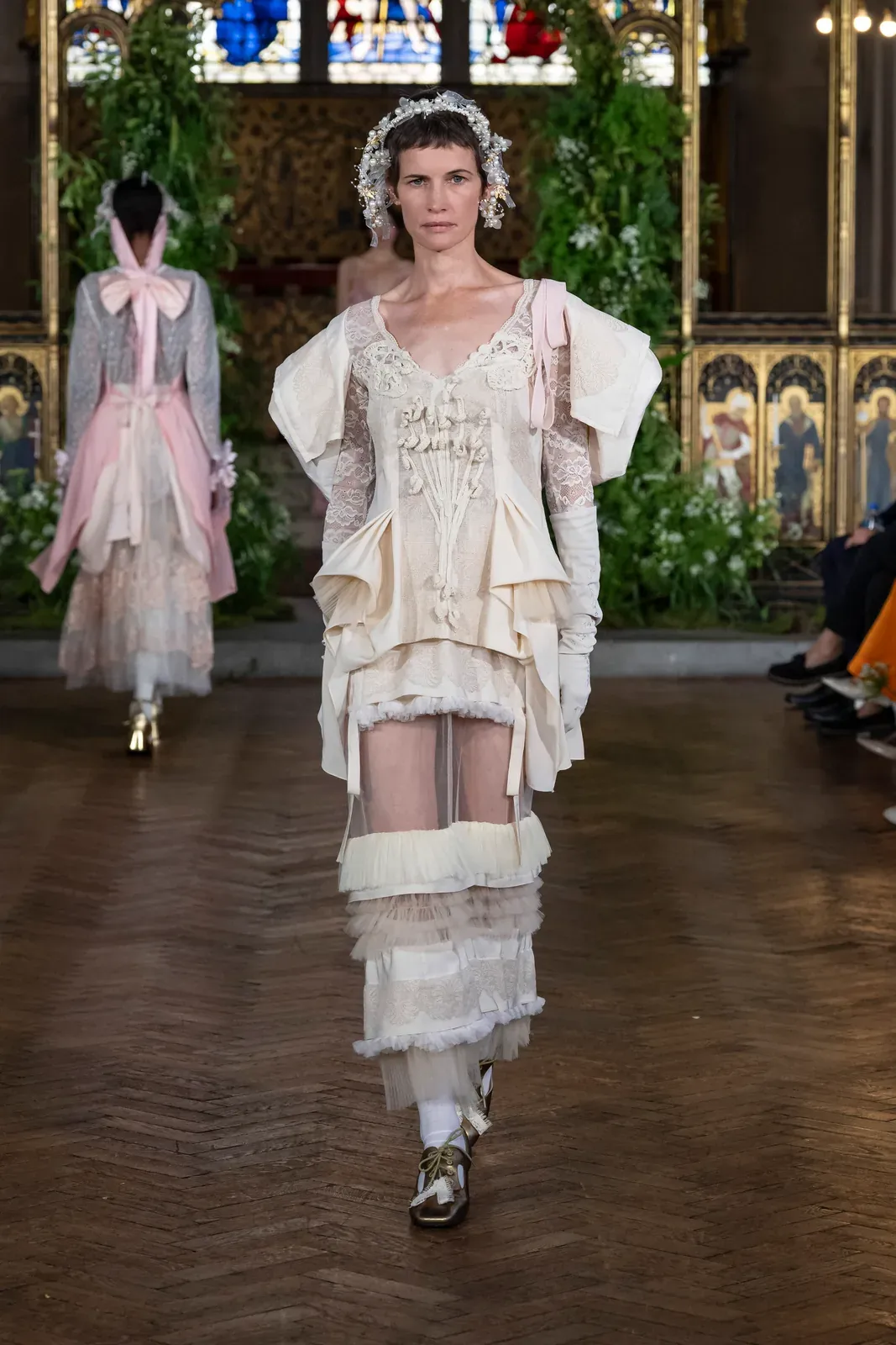 metal-london-fashion-week-ss27-bora-aksu-09
