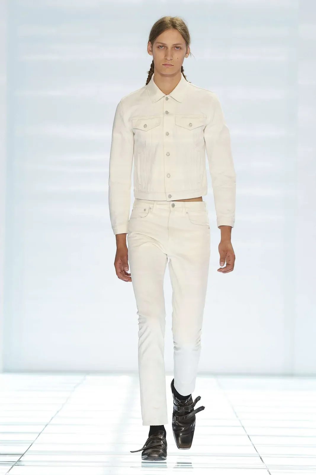 metal-prada-s-s-2027-menswear-04