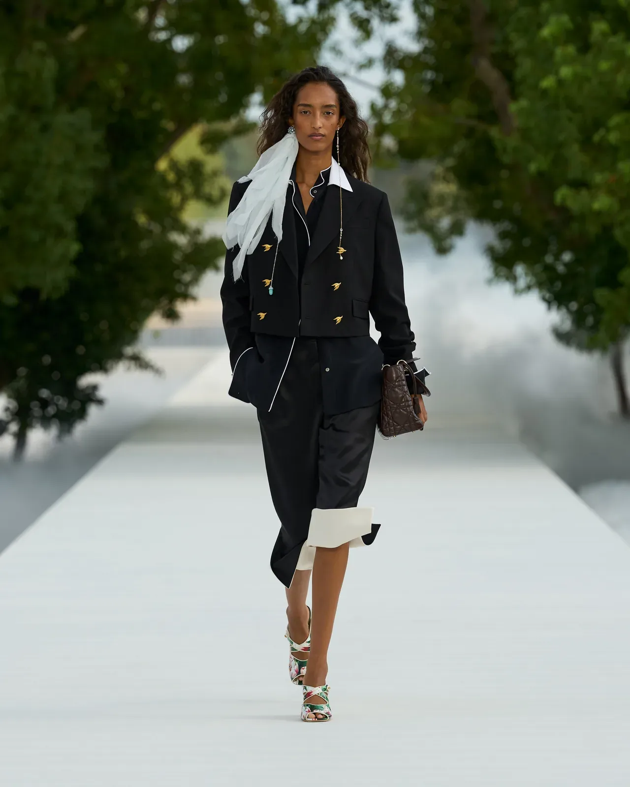 metal-dior-ss27-36.webp