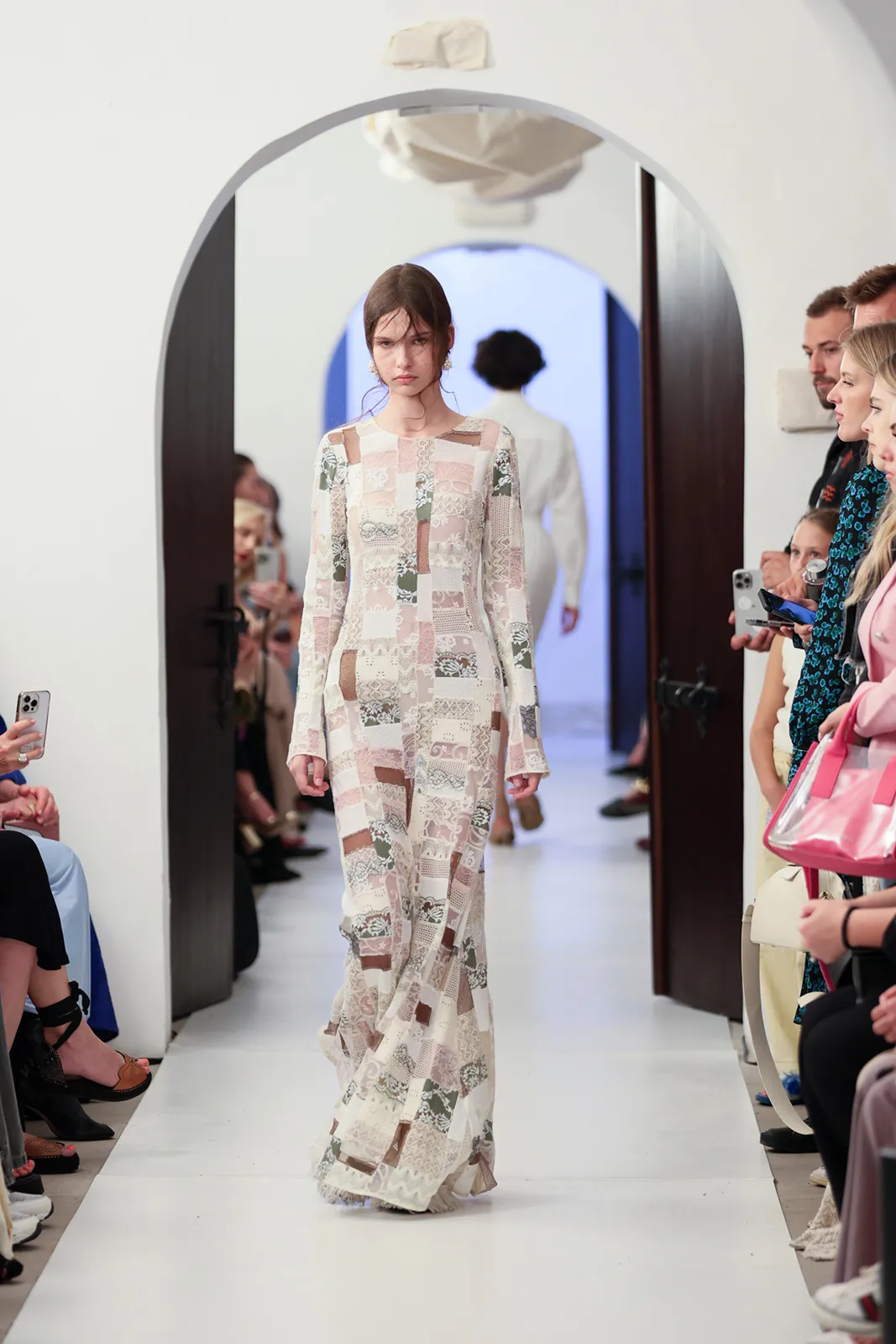 UFW_SS_25_BOBKOVA_-catwalk_credits-Andriy-Sokolov-(29)