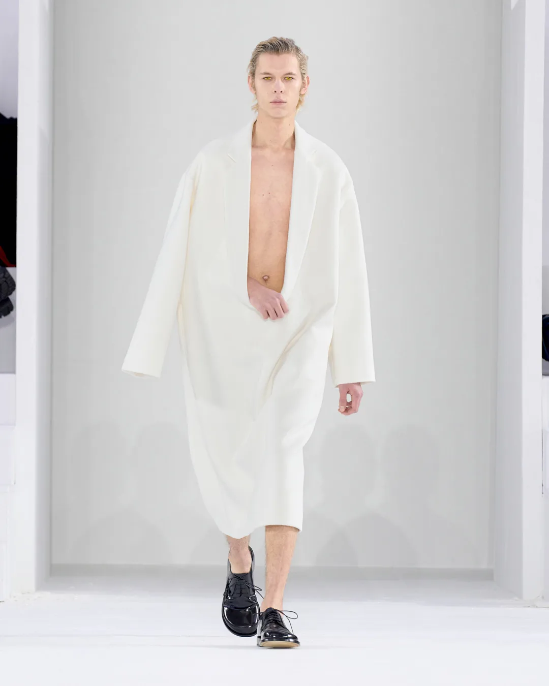 Loewe F W 2023 Metalmagazine 16