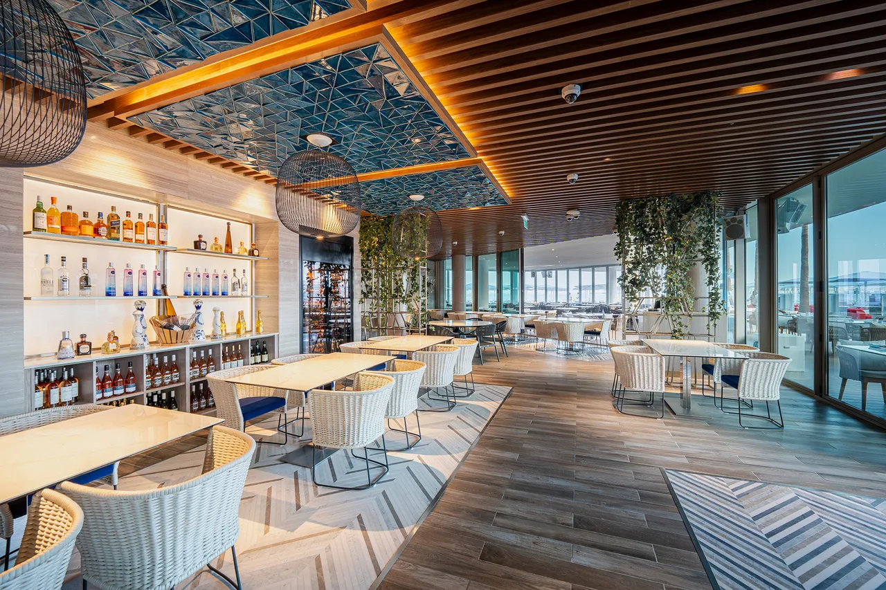 FIVE-LUXE_Cielo_Venue_4