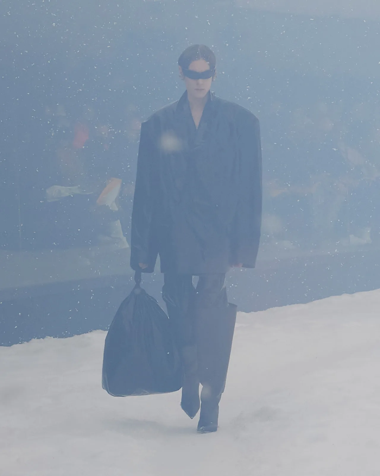 Balenciaga Winter 22 Look 12 Aki