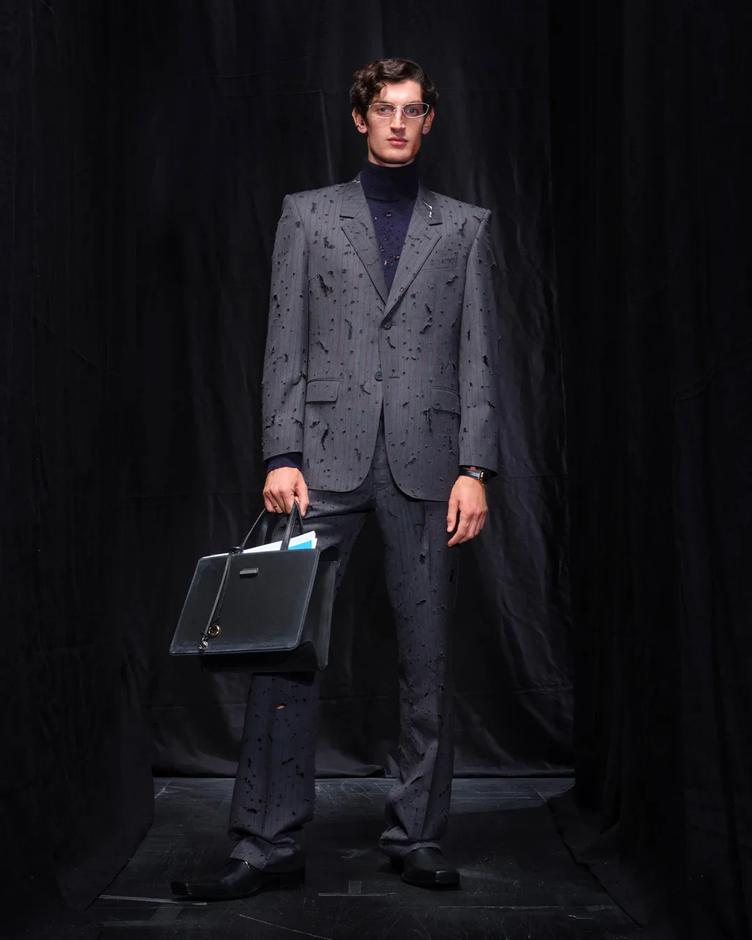 BALENCIAGA-WINTER-25-LOOK-5_AARON