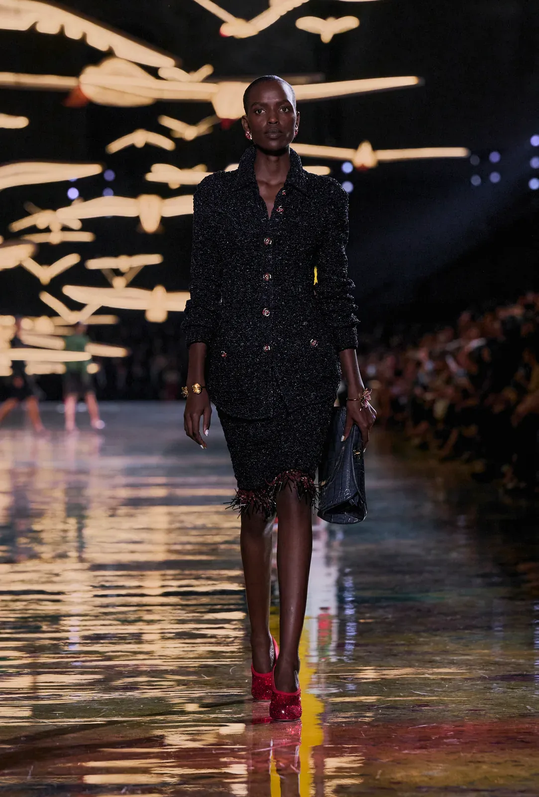 metal-chanel-ss27-78