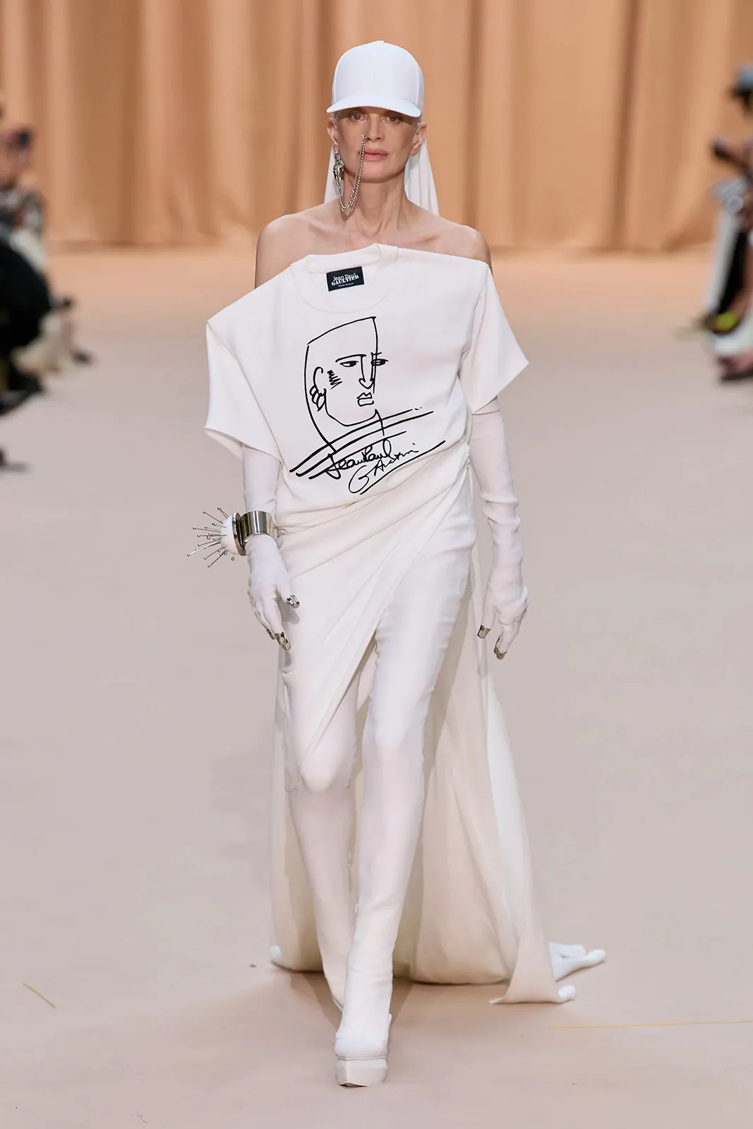 00058 Jean Paul Gaultier Fall 2022 Couture Credit Gorunway