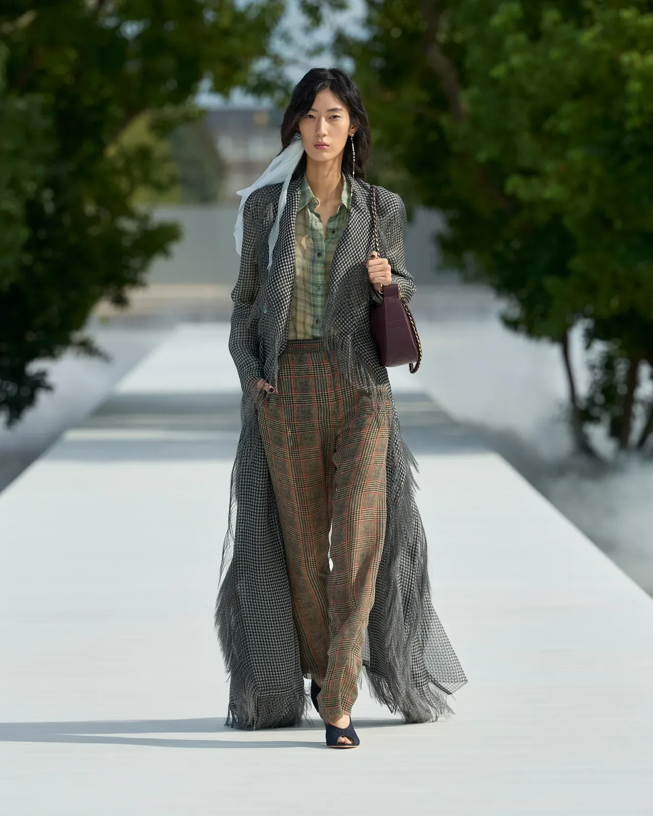 metal-dior-ss27-10.webp