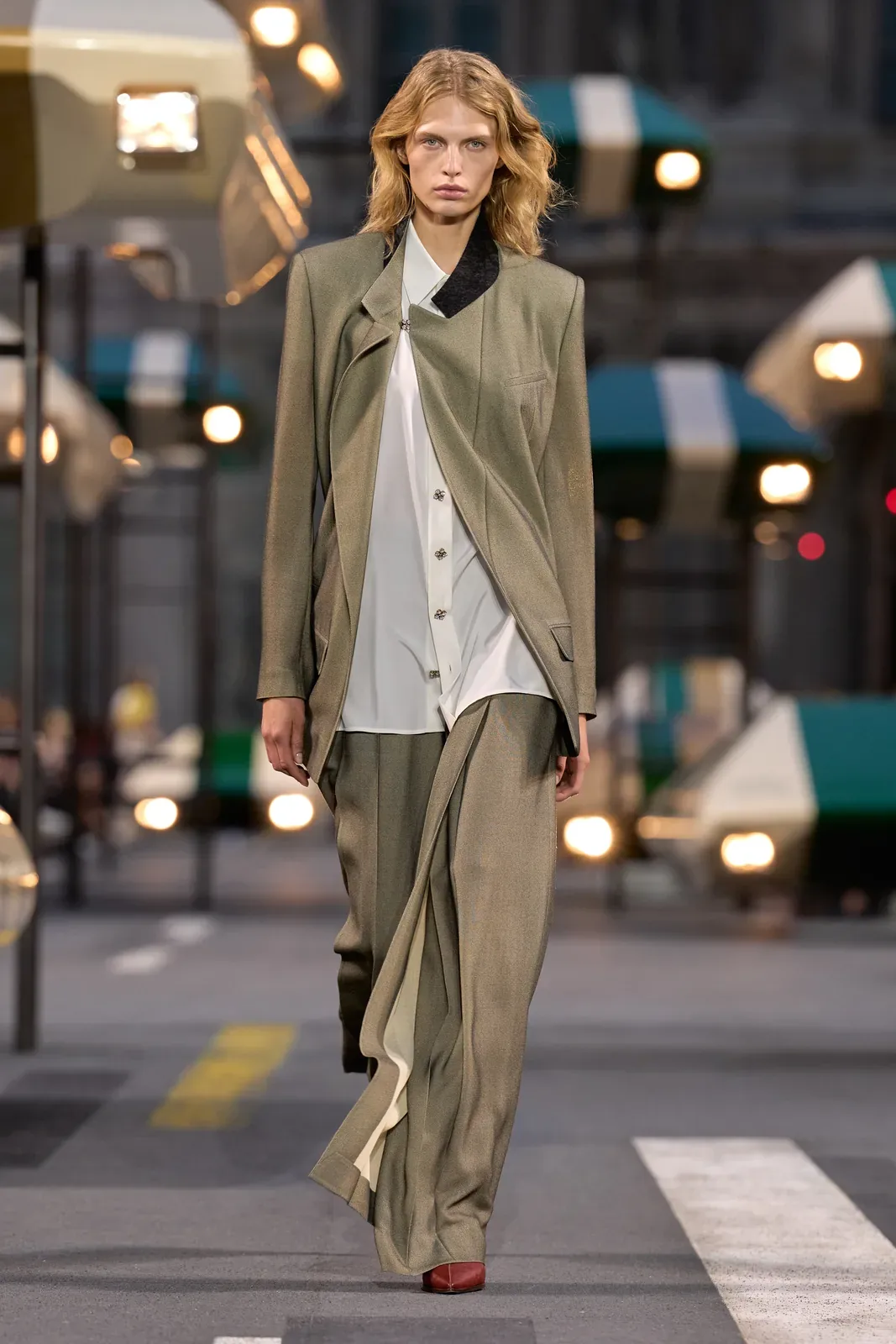 metal-louis-vuitton-ss27-41