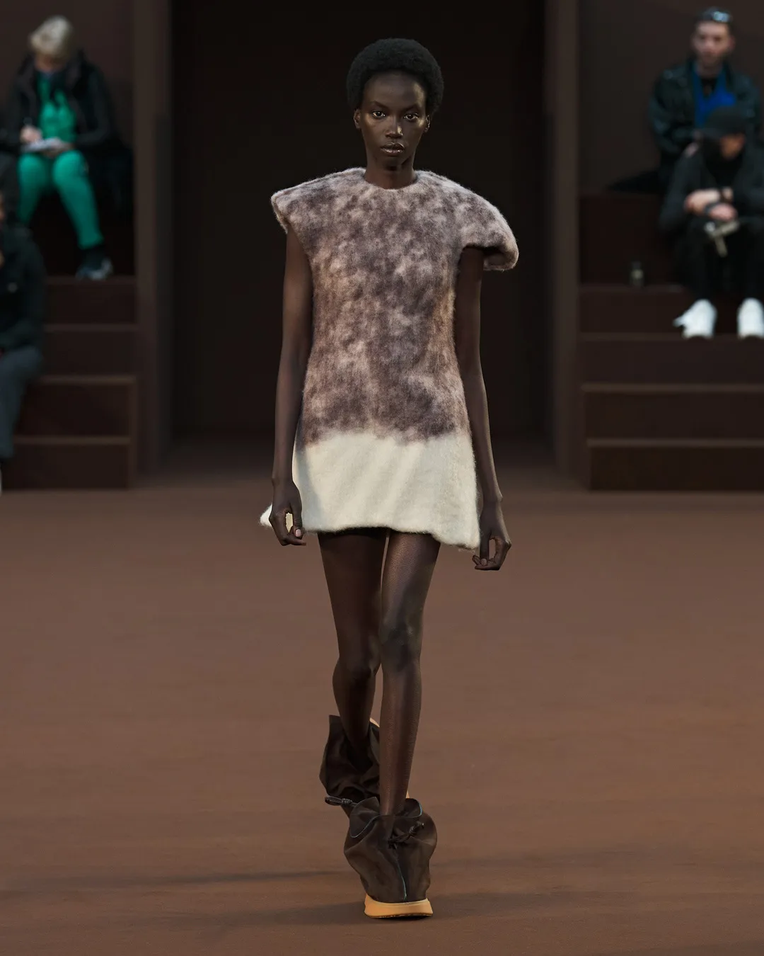 Loewe F W22 Metalmagazine 54