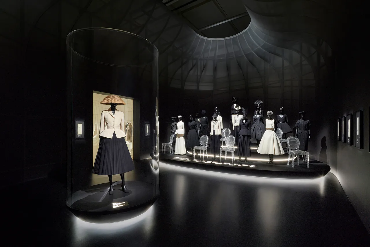 Dior Designer of Dreams   Tokyo  Japan © Daici Ano26