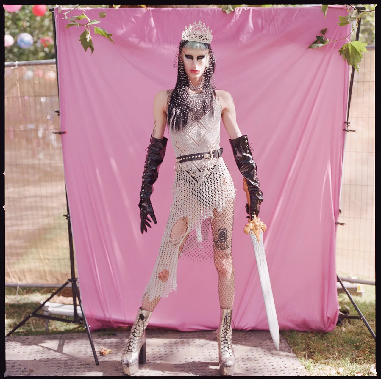 Alexander Beer Metalmagazine 16