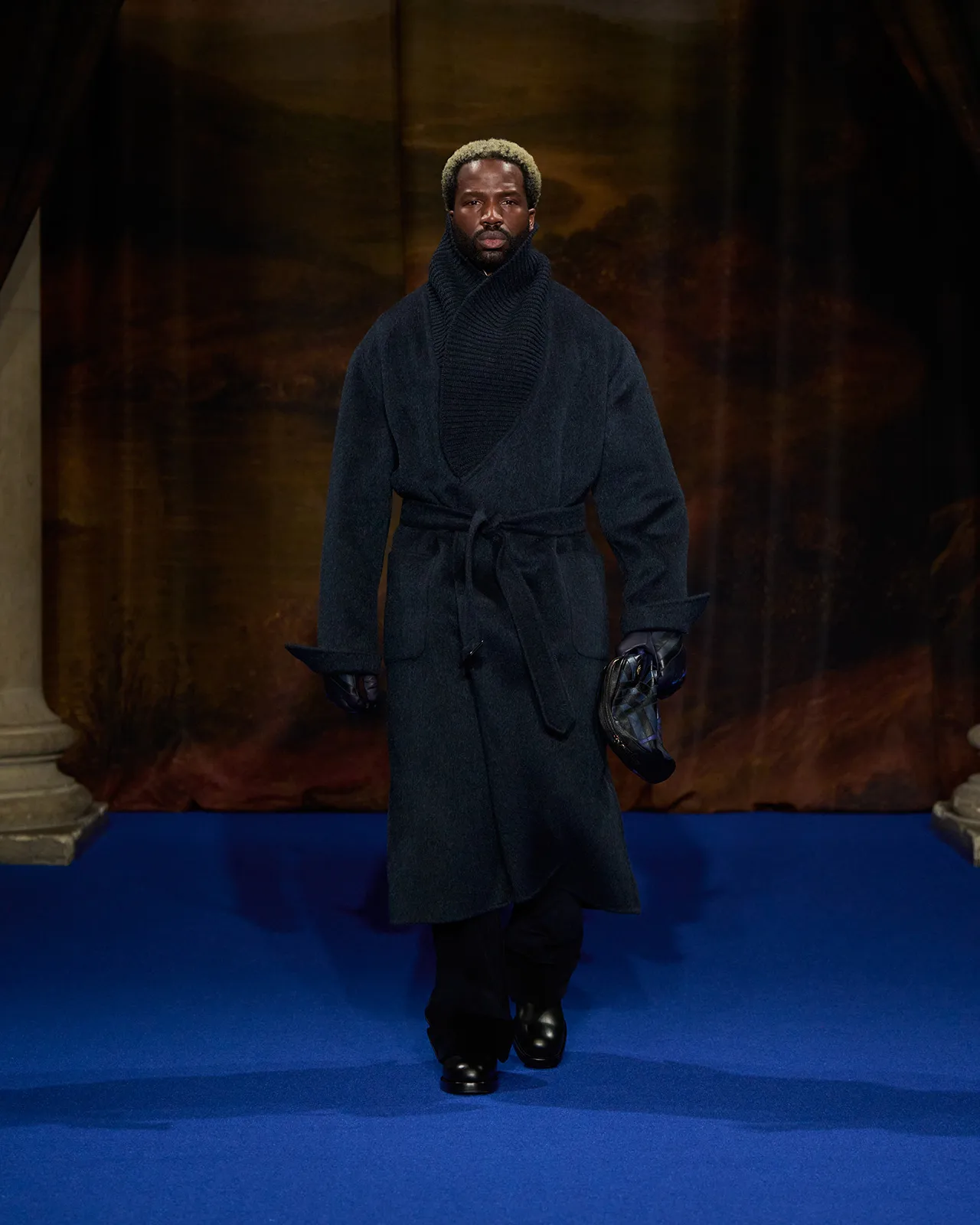 Burberry-Winter-2025-Show---Look-16