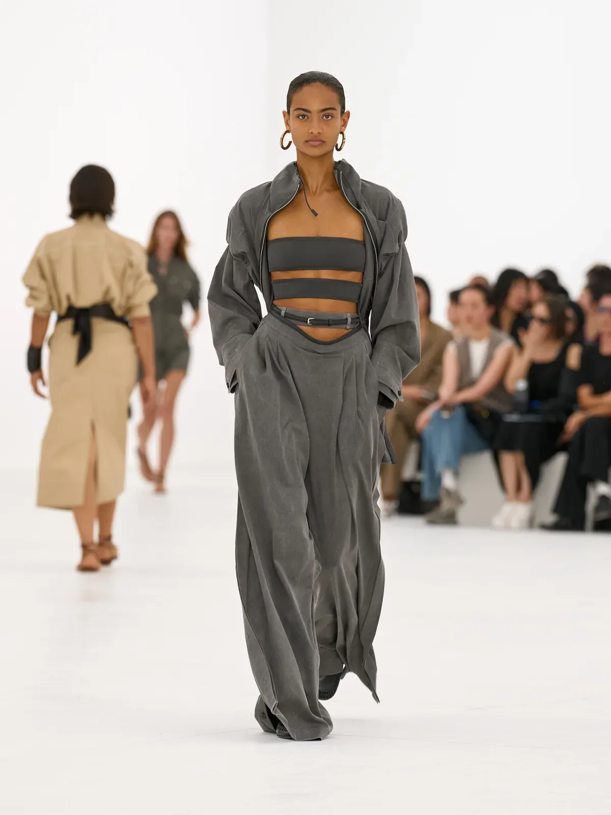 metal-hermes-ss27-19