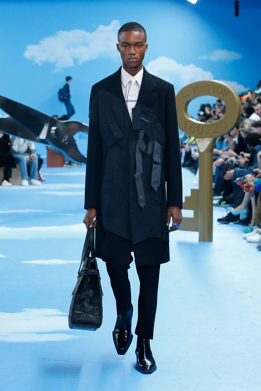 Louis Vuitton F W20 Metalmagazine 23