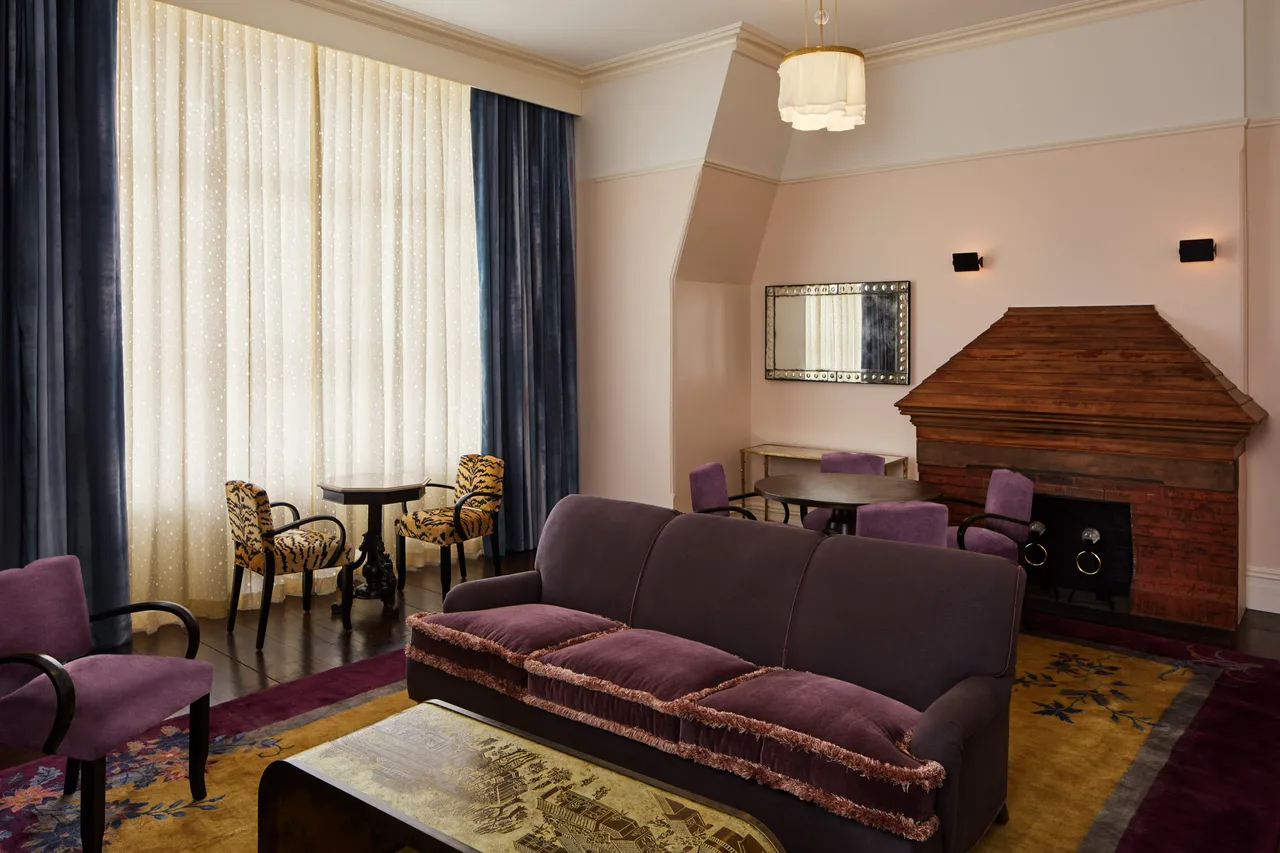 Hotel Chelsea Deluxe Atelier Living Room Annie Schlechter