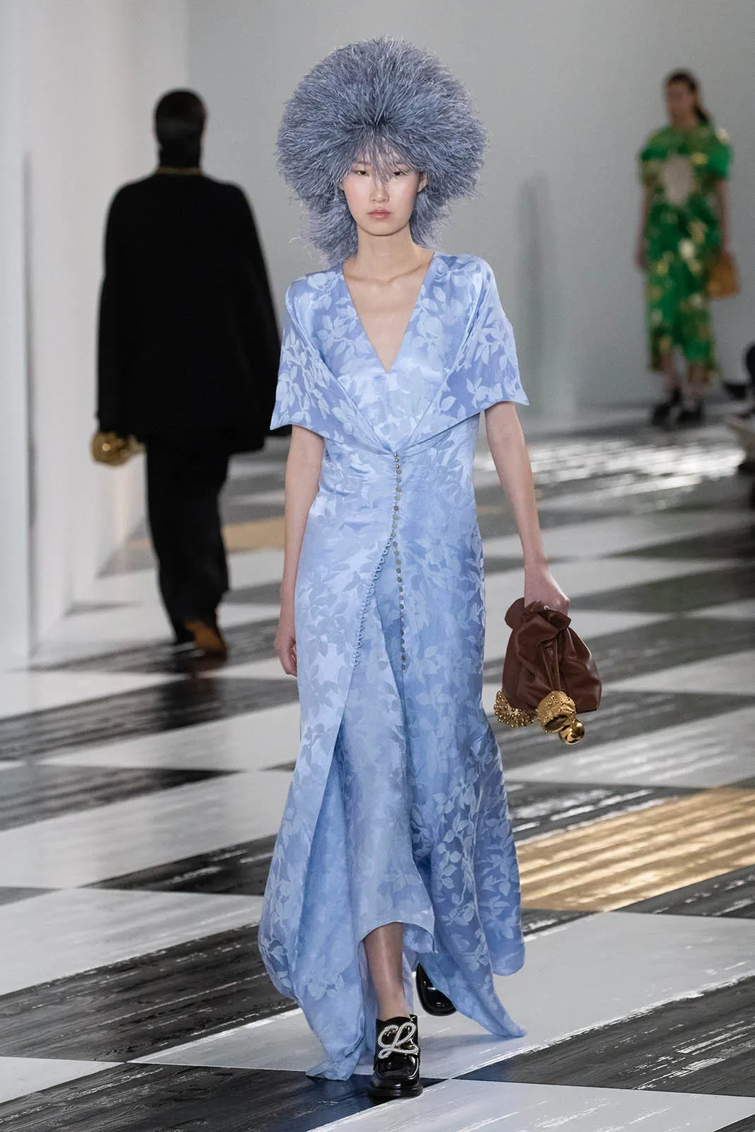 Loewe F W 2020 Metalmagazine 24