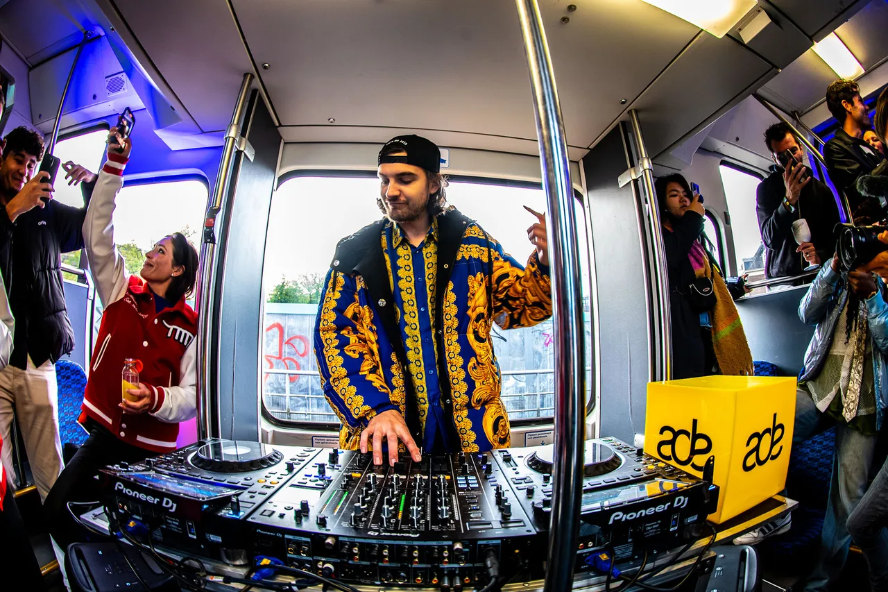 Ade Enrique Meesters Reinier Sonneveld Tram Release Web 20231018 3
