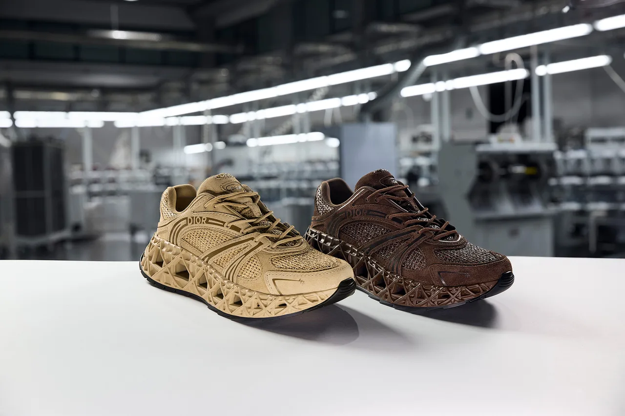 Dior B35 NXXT