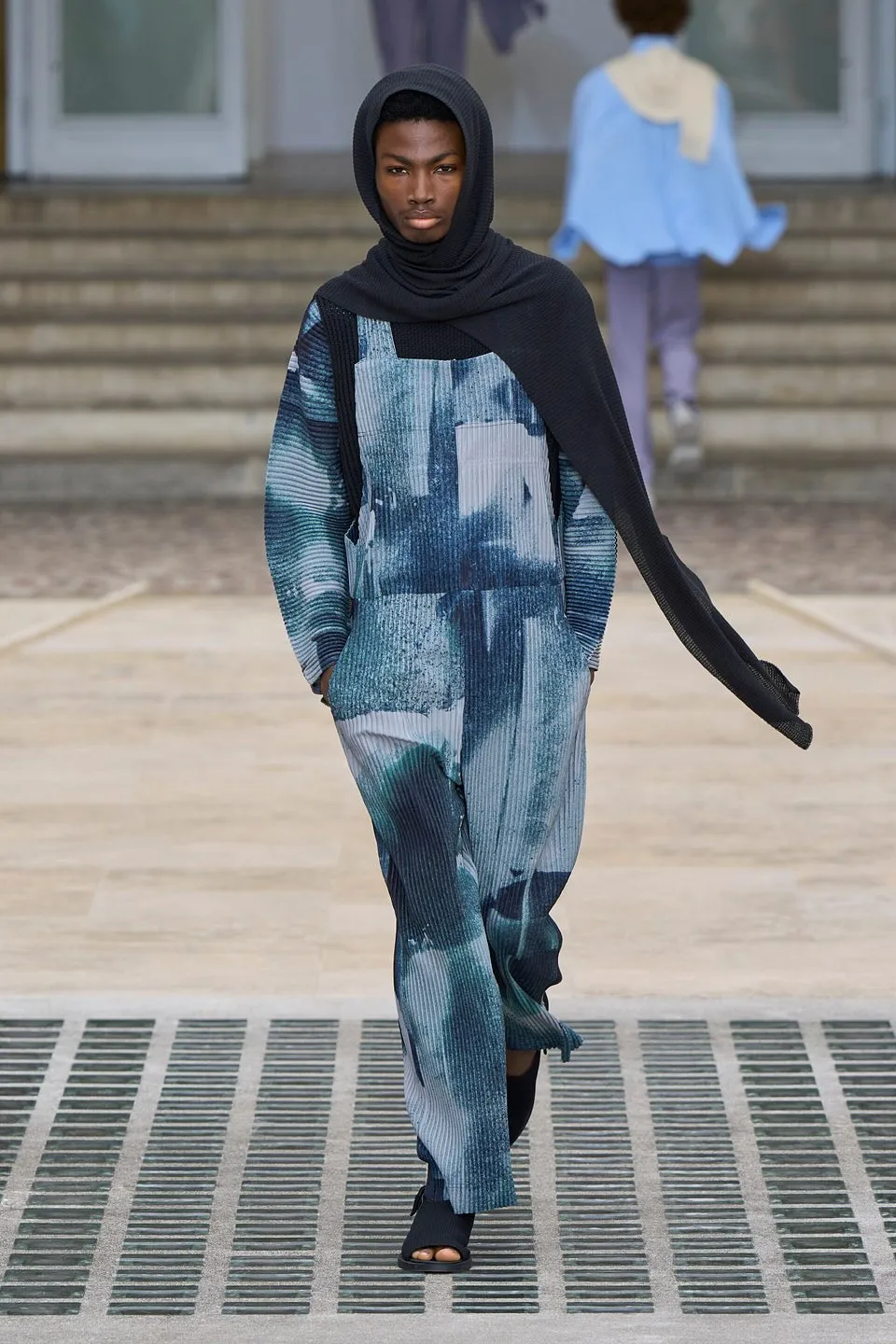 Issey-Miyake_4.jpg