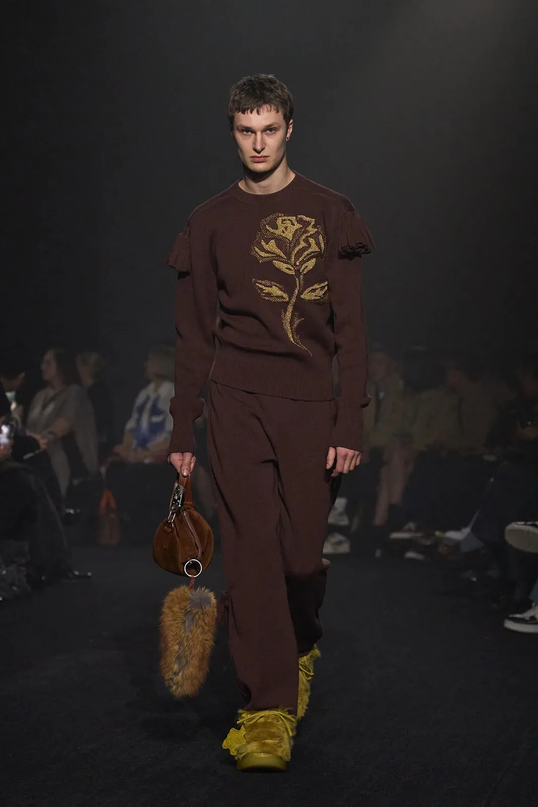 Burberry Fall 2023 Ready to Wear Gorunway 42