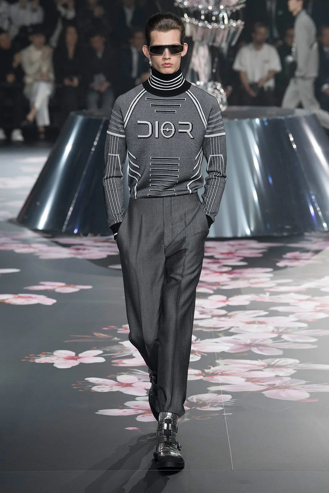 Dior Mens Pre Fall 2019 Look 01